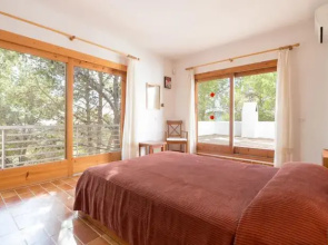 Villa Colls