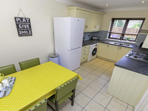 Oysters Sleeps 6 Modern Villa & Dog Friendly