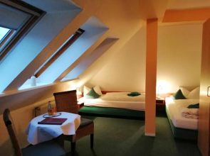 Faehrhaus Niederkleveez