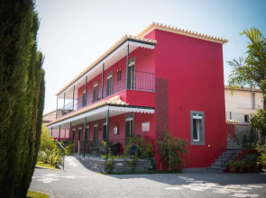 Quinta da Tia Briosa Casa da M e I by Homie