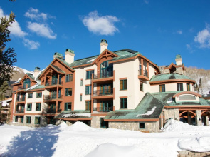 4312 - Two Bedroom Deluxe Creekside Condominiums 2 Condo by RedAwning