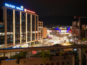 Cozy Apartment with Mountain View & Parking