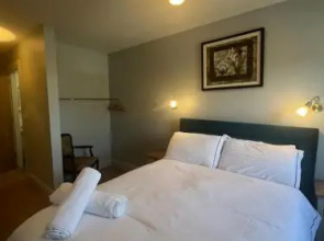 Annie May's B&B