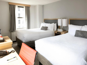 Hotel Saint Clair- Magnificent Mile