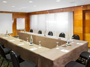 NH Barcelona Entenza