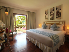 Blu-Zea Resort by Double-Six