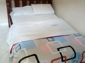 Paramount Guest House