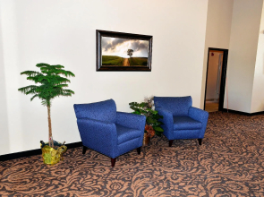 Cobblestone Inn & Suites - Holstein