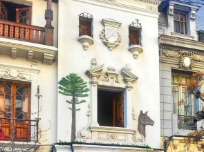 Hostal Irreal - Hostel