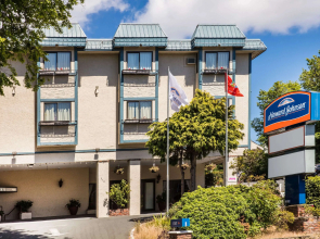 Howard Johnson Hotel by Wyndham Victoria