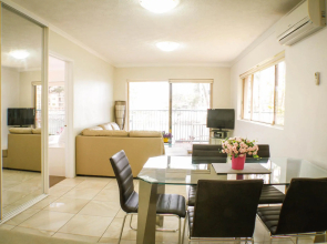 Surfers Riverside Apartments