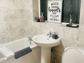 The Union - Stylish 4 Bed House