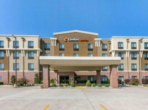 Comfort Suites Hopkinsville near Fort Campbell