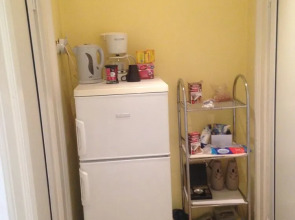 Elysia Hostel - The Blessed Home