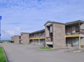 Motel 6 Grand Rivers, KY
