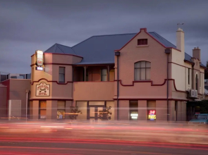 Cross Keys Hotel