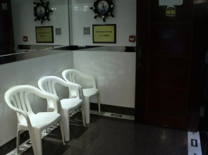 Las Vegas Guest House Carlton Group Of Hostels