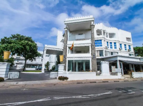 The Kings Bay Hotel by OYO Rooms