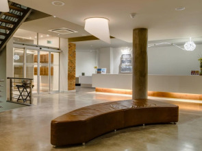 Garden Court Victoria Junction