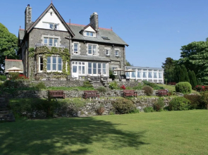 Sawrey House Hotel & Restaurant