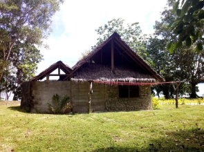 Lonnoc Beach Lodge