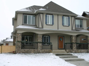 Mahogany Grove Inn and Suite