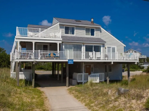 Lion In The Sand - 6 Br Home