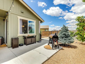 Flagstaff Home w/ Backyard Oasis: 38 Mi to Sedona!