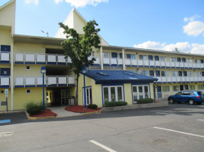 Rodeway Inn Brooklawn