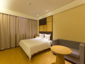 Ji Hotel Shanghai Oriental Pearl Tower