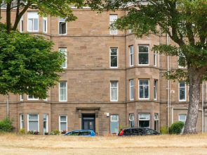 The Palais - Retro Style