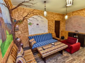 Mini House Hostel