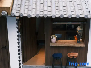 Pinzhi Wujianfang Homestay (Dali Ancient City South Gate)
