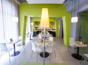 Magnotel Chengdu Taikoo Li Dong Feng Bridge