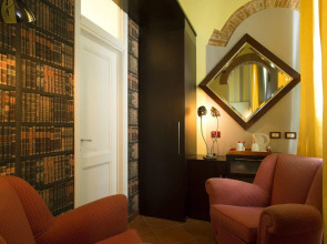 De La Pace, Sure Hotel Collection by Best Western