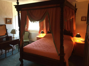 Cross Keys Hotel