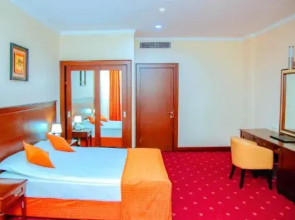 Сharlak  Hotel