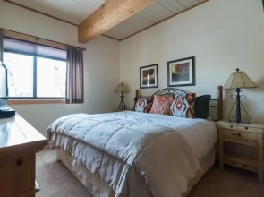 218 Storm Meadows Club B Apartment 1