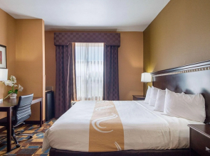 Quality Inn & Suites