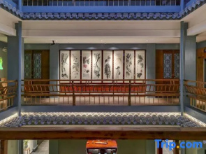 Mount Huangshan Creek Water Cloud Stream Forest Resort Hotel (Tunxi Old Street Store)