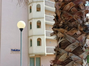 Coquet Appartement T2 PORT DE GRUISSAN 4 personnes 4THAL104