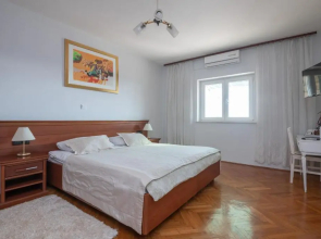 Apartment A Kind of Magic