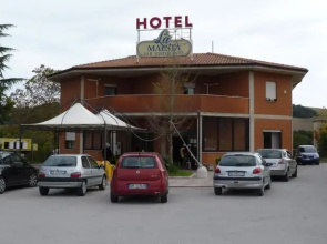 Hotel La Maestà