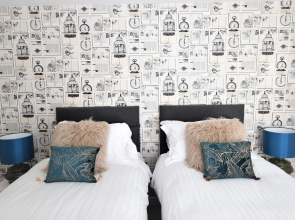 Your Apartment The Old Bank 3