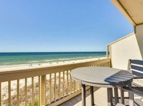 Steps to Sand: Condo w/ Pool in Panama City Beach