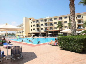 Tsokkos Gardens Hotel & Apartments