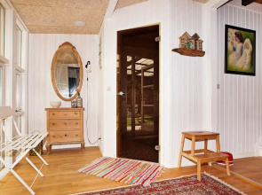 Attractive Holiday Home in Hemmet near Sea