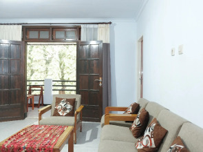 OYO 1380 Velodrome Family House Syariah