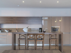 Ladies Beach Suit Otel