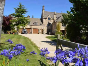 The Old Manor Coach House